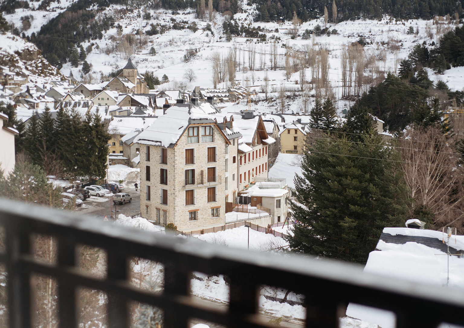 Sallent de Gállego nevado