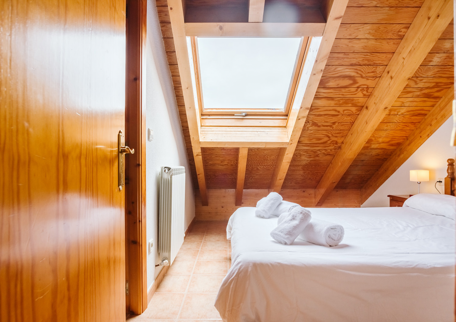 ropa de cama respomuso alojamiento