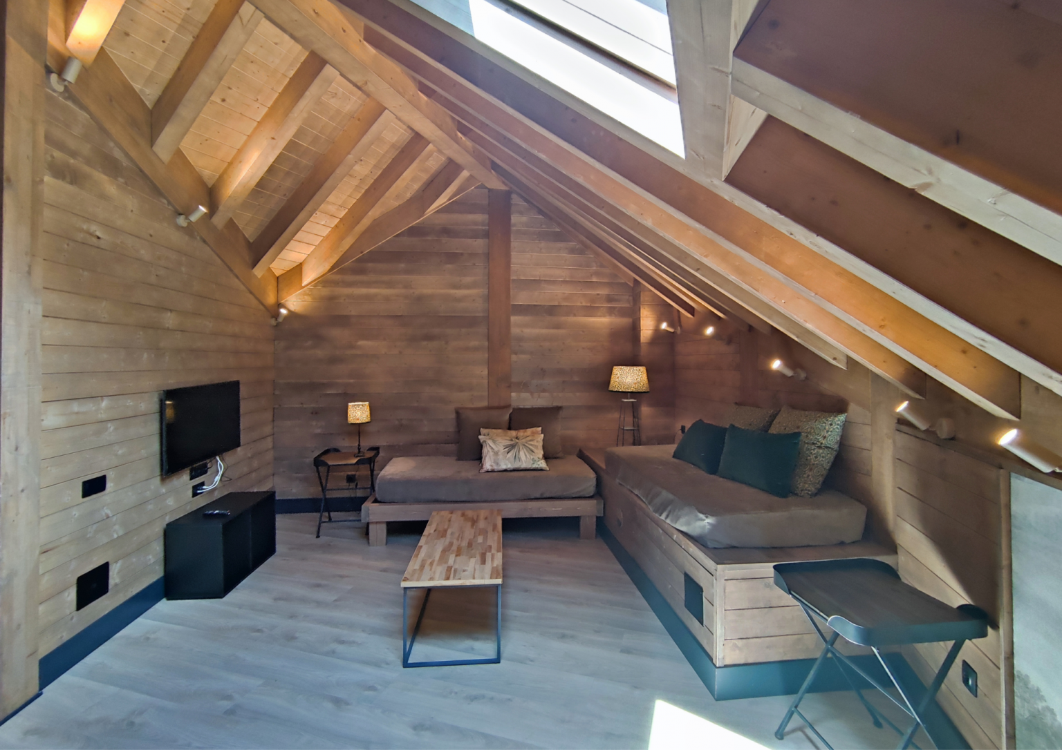 Sala de estar abuhardillada Passive house