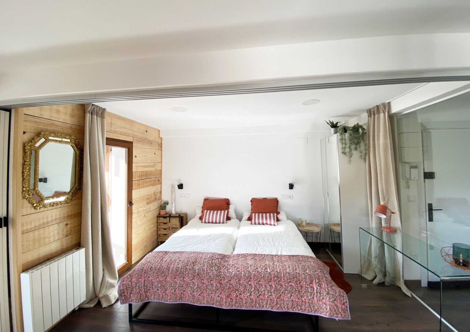 Cama de matrimonio Vistas alojamiento en Panticosa